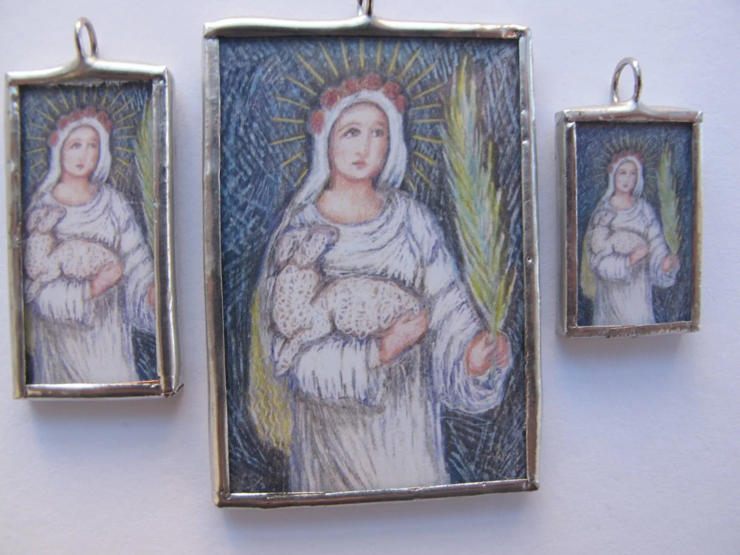 Agnes Ornament or Pendant