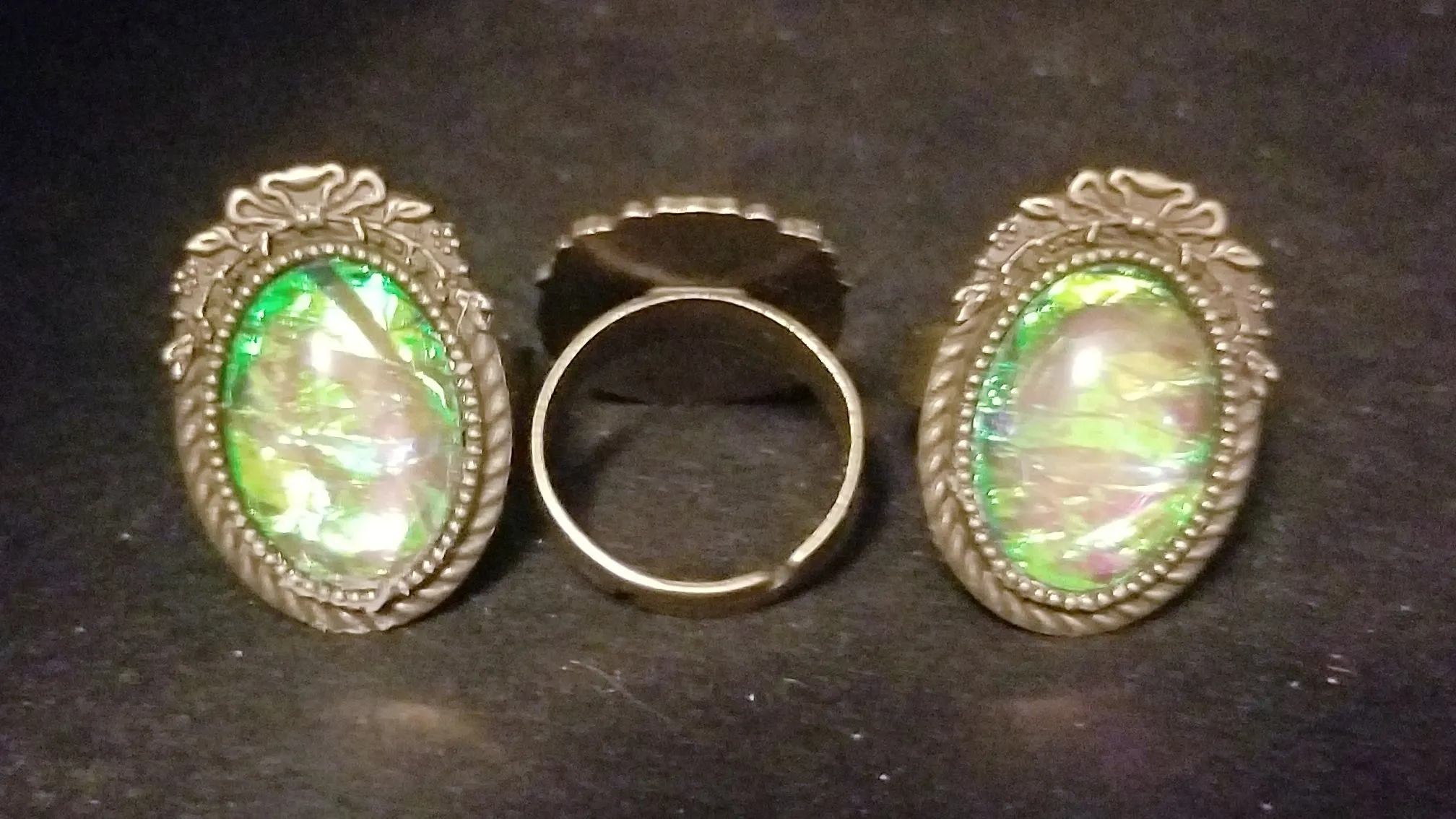 Belle Cabochon Ring