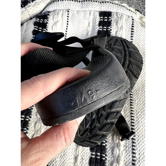 Chaco Men's Z/1 Classic Sandal Sz 9 Black Hiking Travel Outdoors