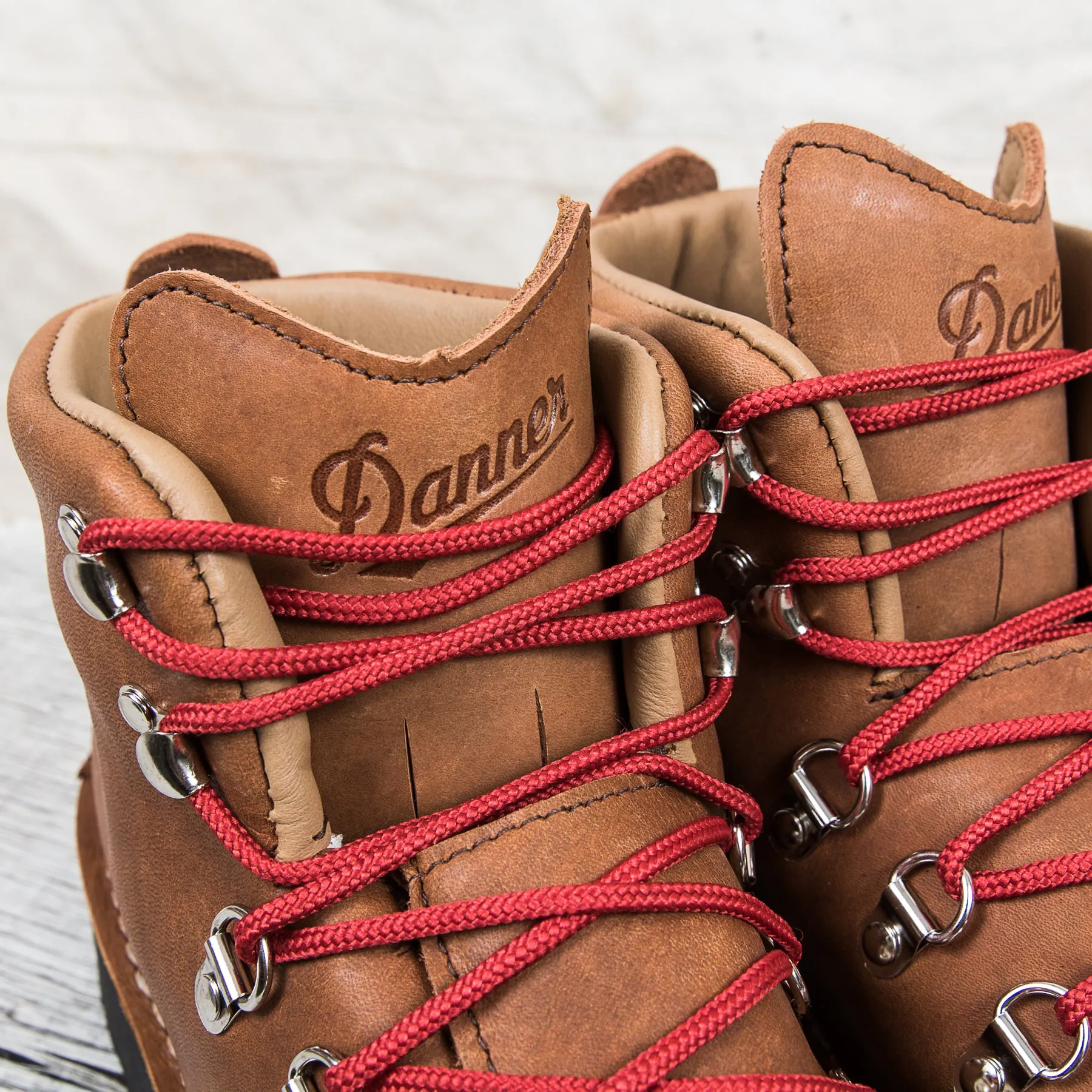 Danner Boots Mountain Light Cascade Clovis