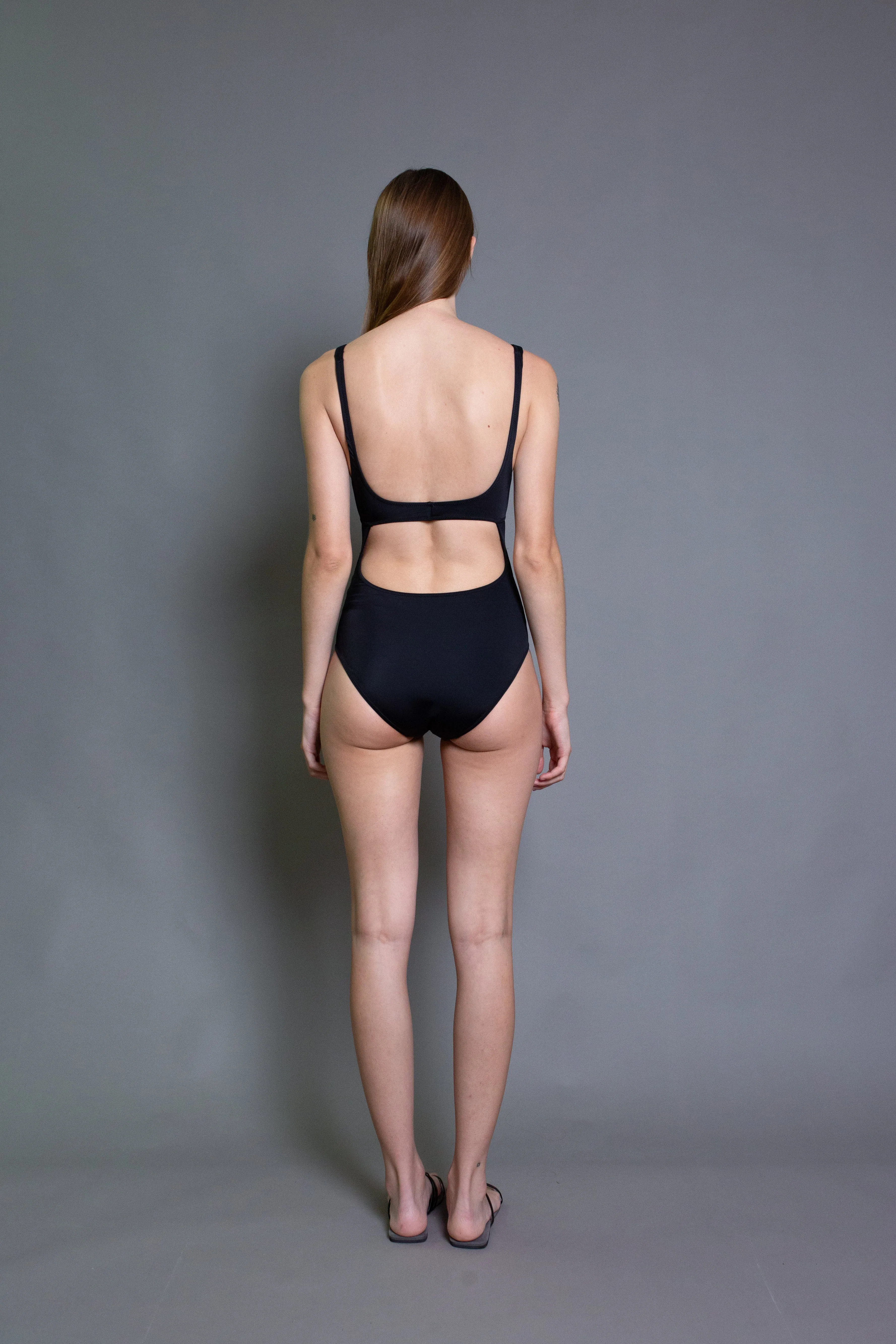 Easy One-piece Swimsuit (PO)