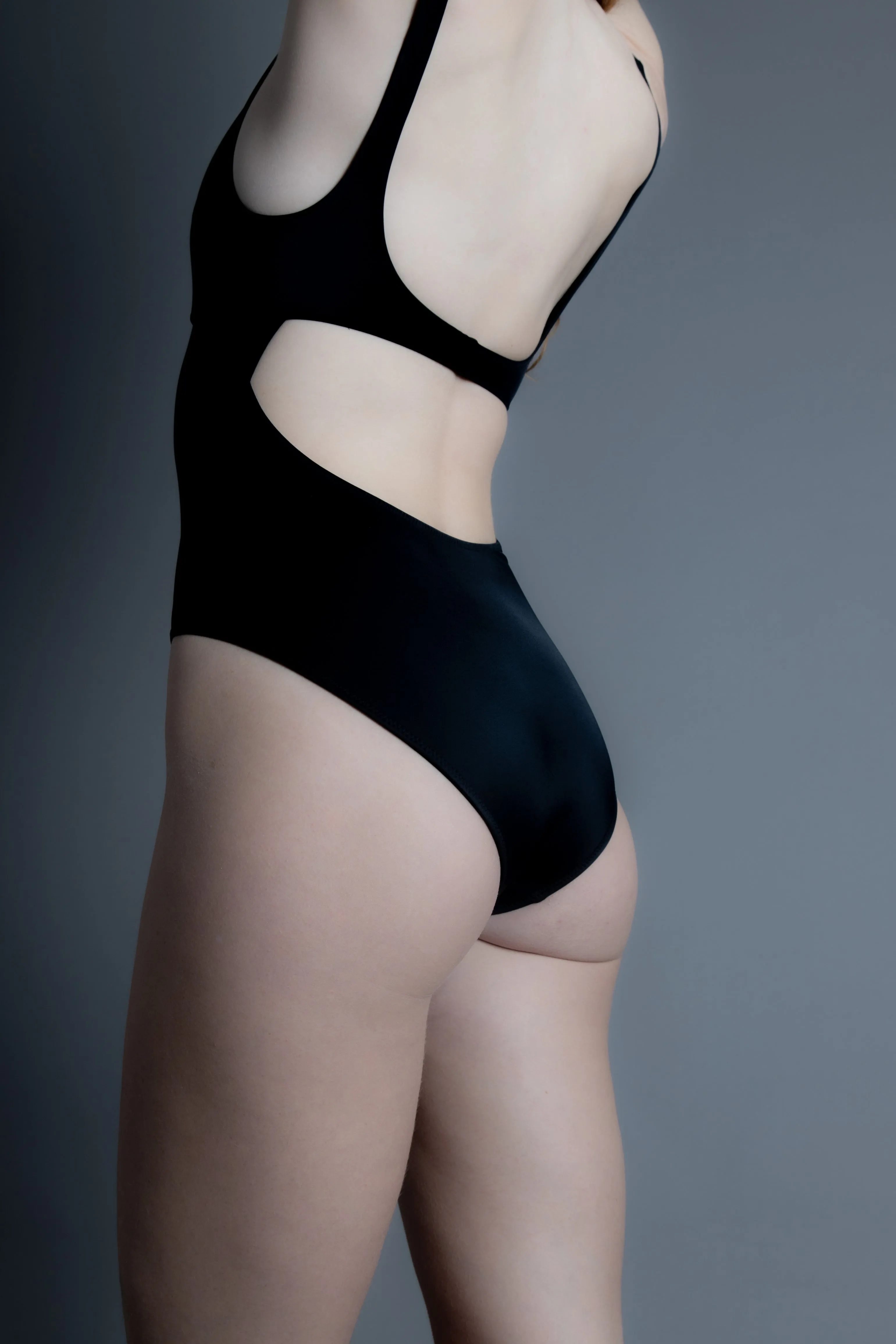Easy One-piece Swimsuit (PO)
