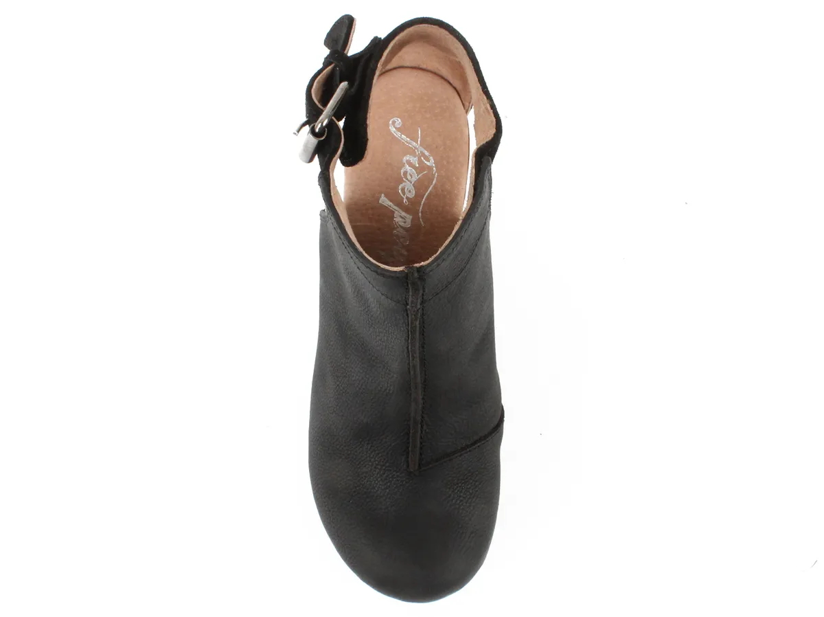 FREE PEOPLE AMBER ORCHARD LEATHER CLOGS