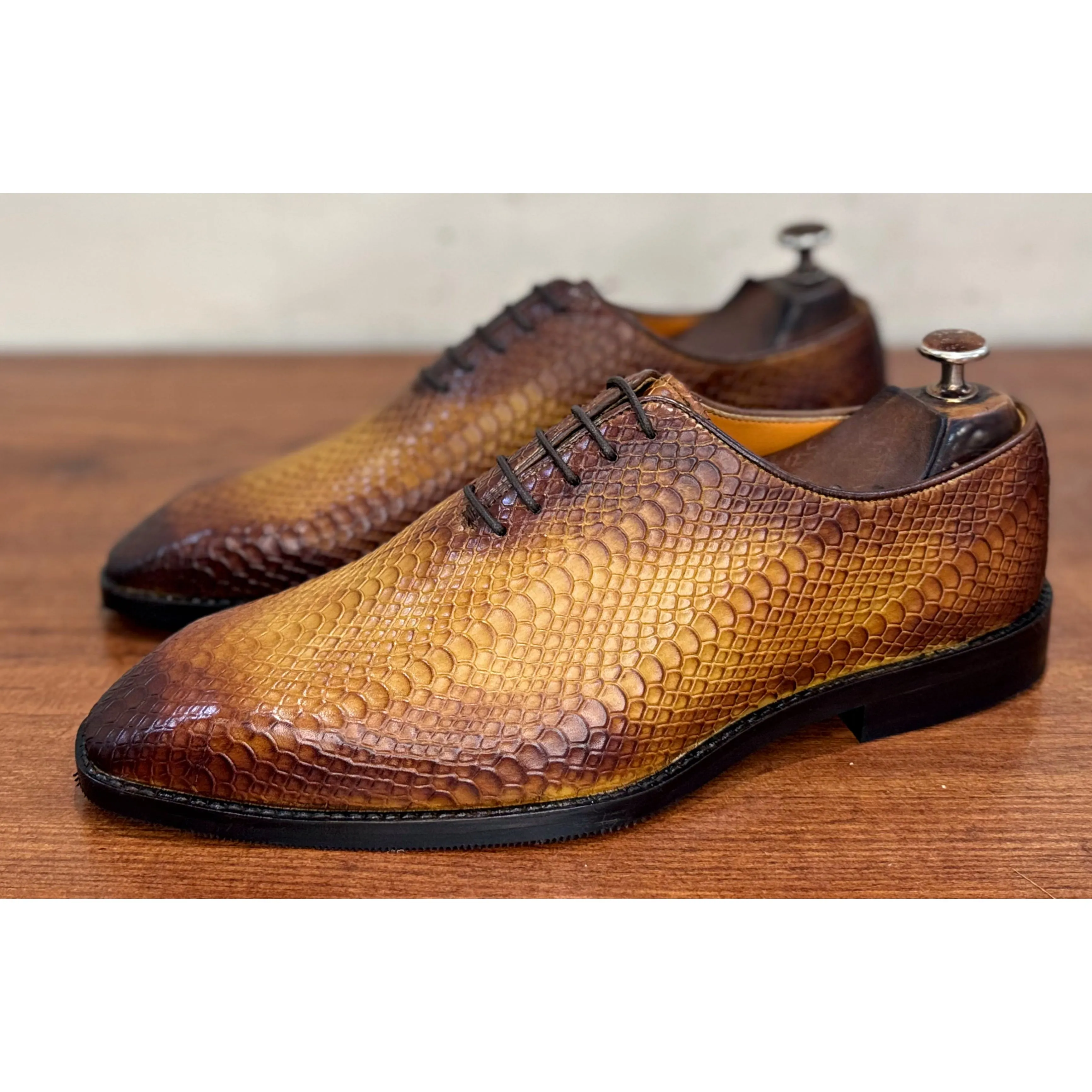 Italia Wholecut Oxfords Python Tan