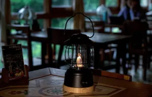 KNIGHT SE LANTERN