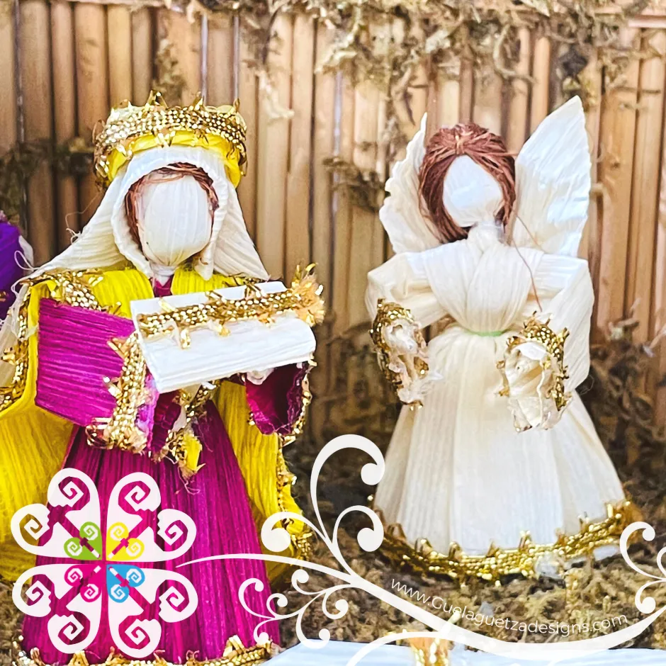 Mini Corn Husk Nativity Set - Nacimiento Navideno