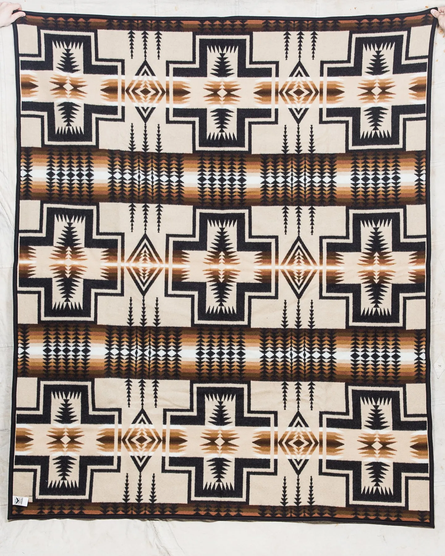 Pendleton Harding Oxford Jacquard Wool Blanket Robe
