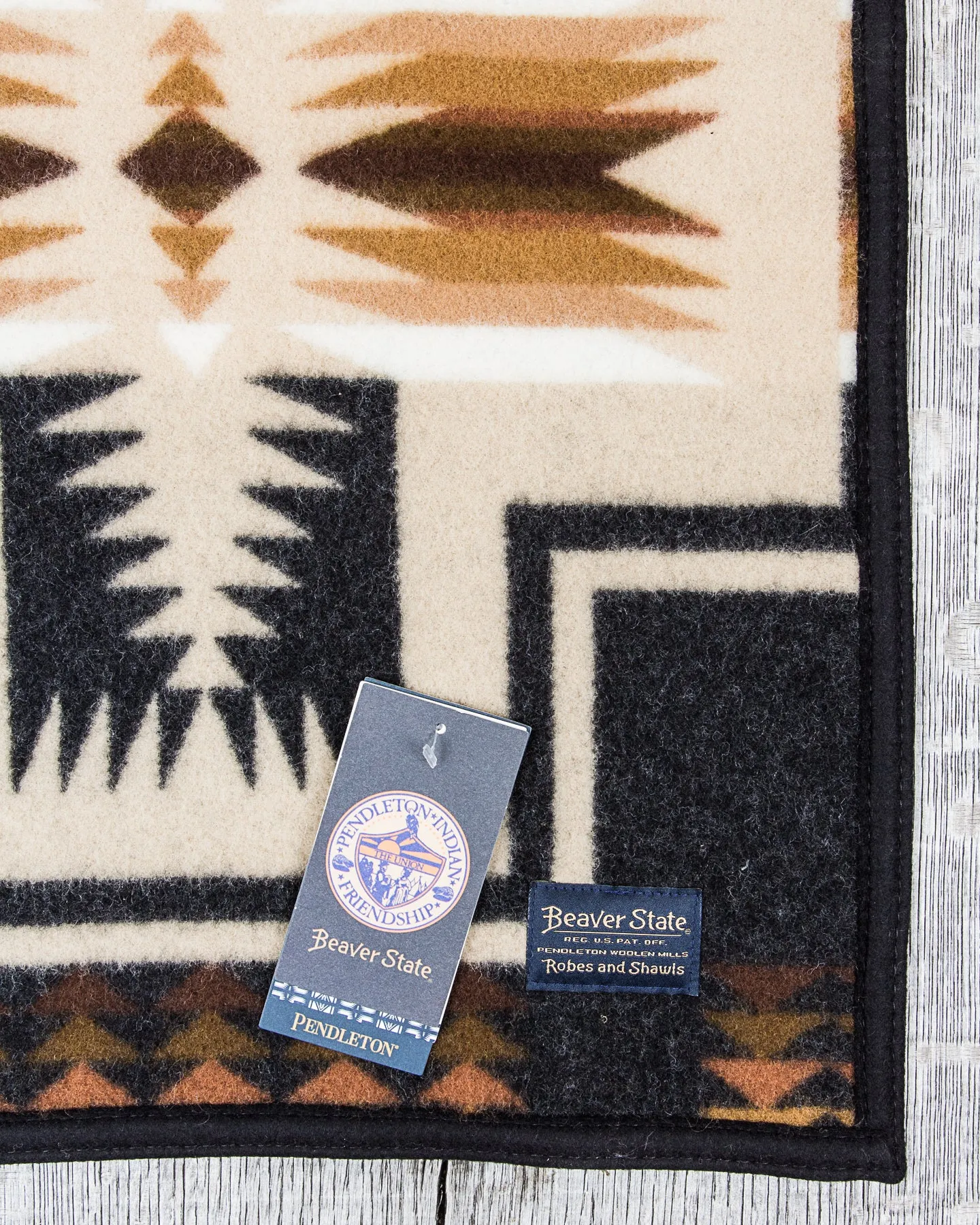 Pendleton Harding Oxford Jacquard Wool Blanket Robe