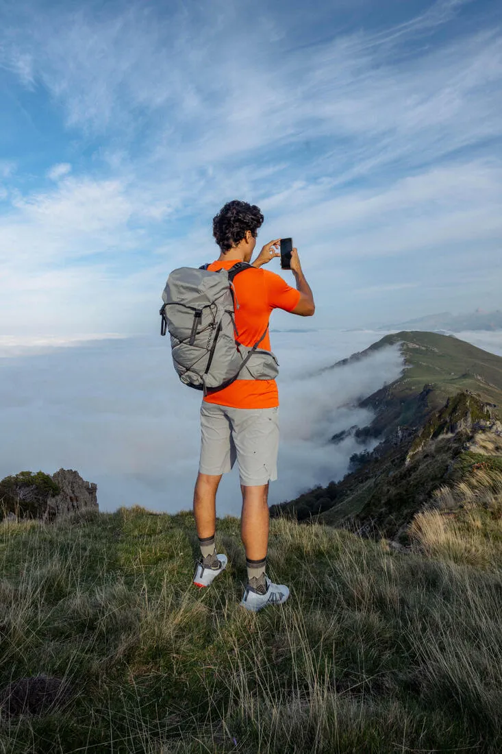 Sac à dos de randonnée montagne 25L, MH900 gris