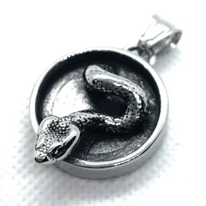 Slow An' Easy - Snake Pendant (p577)