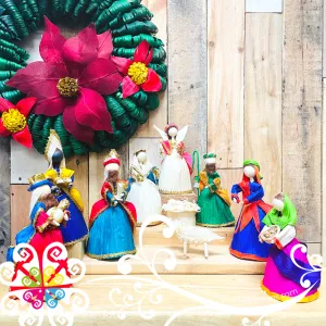 Small Corn Husk Nativity Set - Nacimiento Navideno