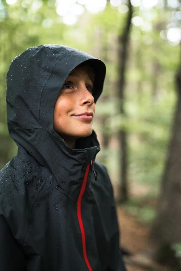 Veste imperméable de randonnée enfant 7-15 ans, MH900 noire