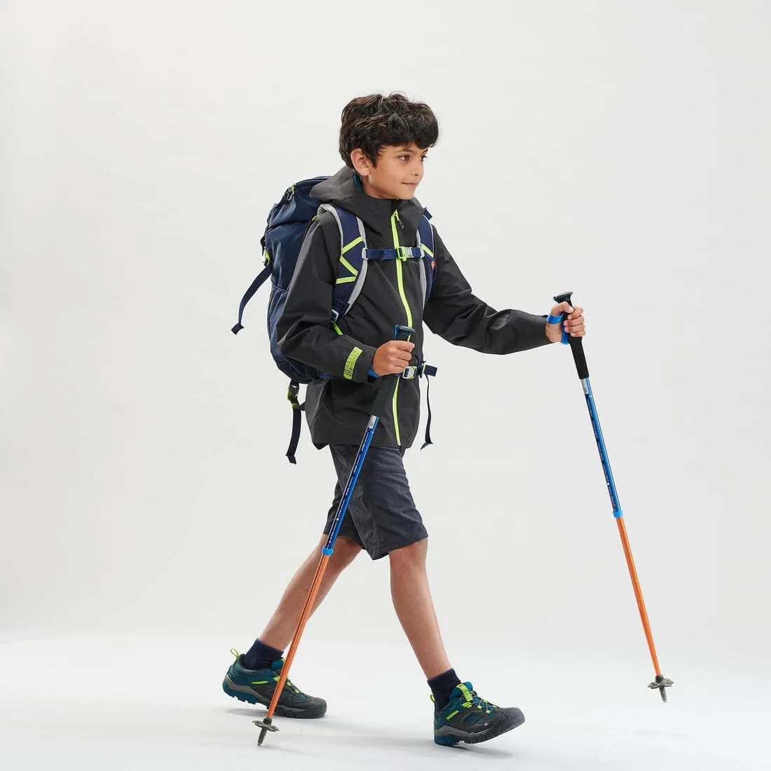 Veste imperméable de randonnée enfant 7-15 ans, MH900 noire